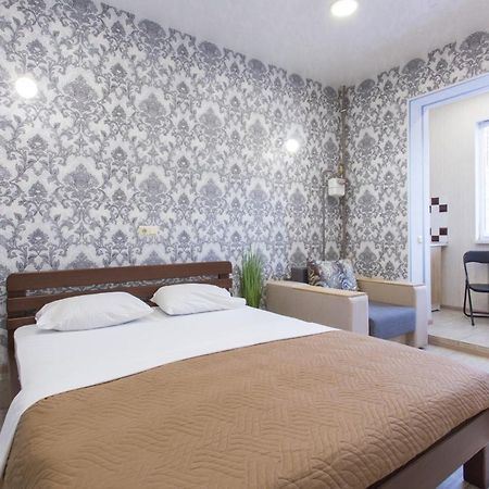 Well Located Studio - Yaroslavska Str. 21 Apartment Kharkiv Ngoại thất bức ảnh