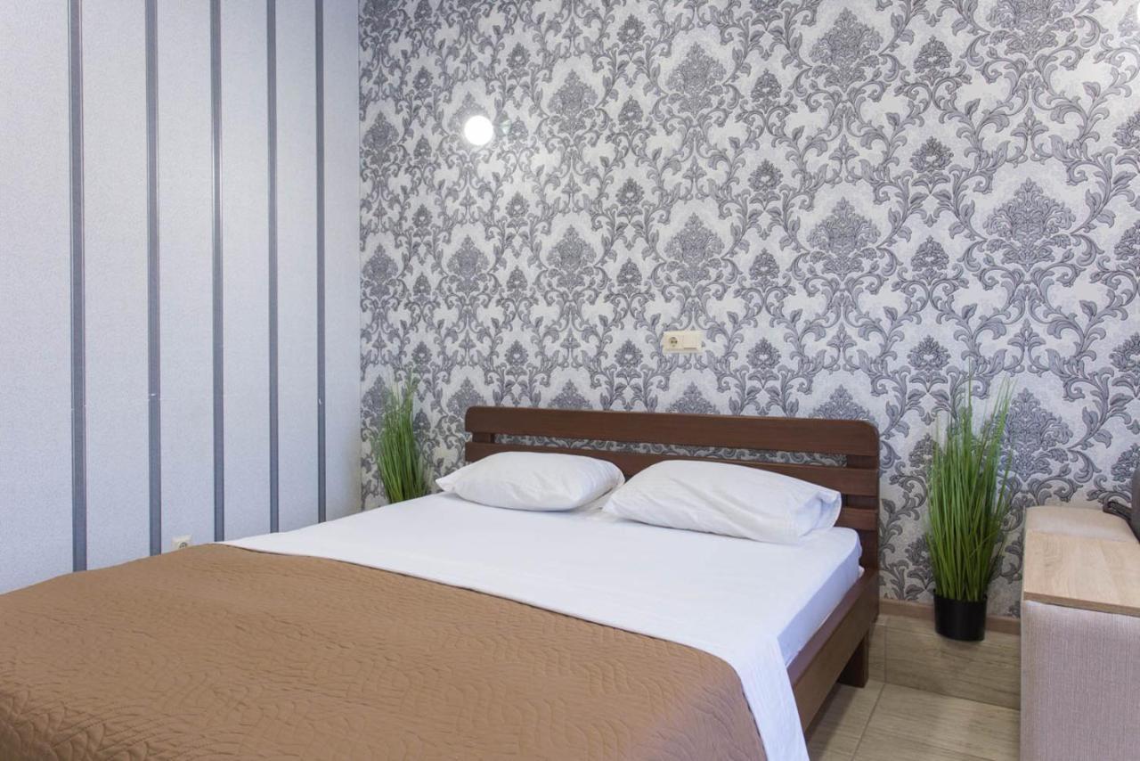 Well Located Studio - Yaroslavska Str. 21 Apartment Kharkiv Ngoại thất bức ảnh