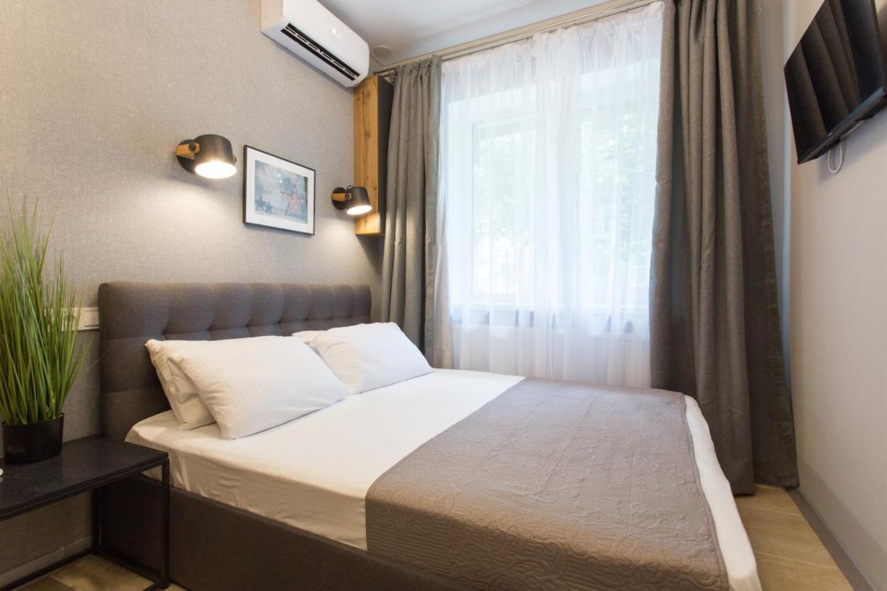 Well Located Studio - Yaroslavska Str. 21 Apartment Kharkiv Ngoại thất bức ảnh