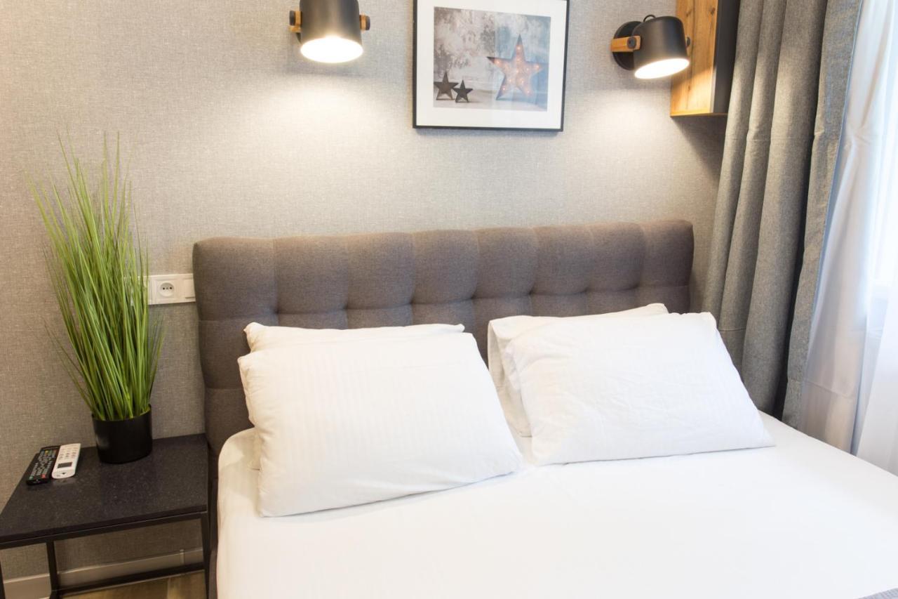 Well Located Studio - Yaroslavska Str. 21 Apartment Kharkiv Ngoại thất bức ảnh