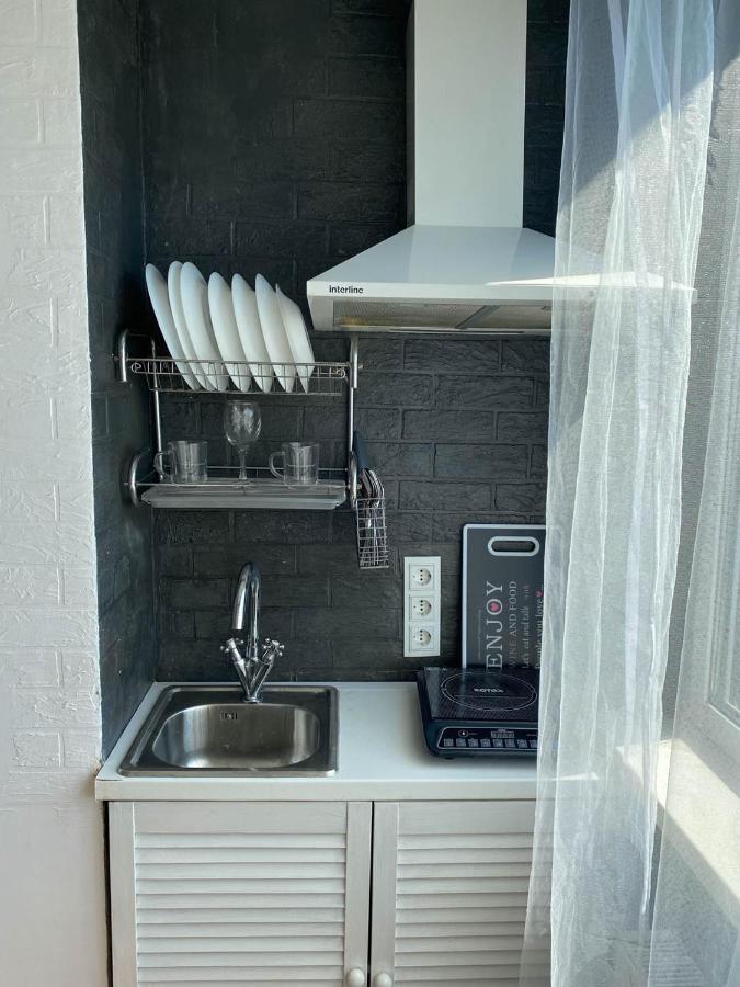 Well Located Studio - Yaroslavska Str. 21 Apartment Kharkiv Ngoại thất bức ảnh