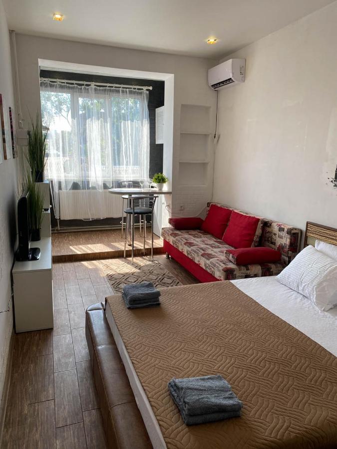 Well Located Studio - Yaroslavska Str. 21 Apartment Kharkiv Ngoại thất bức ảnh