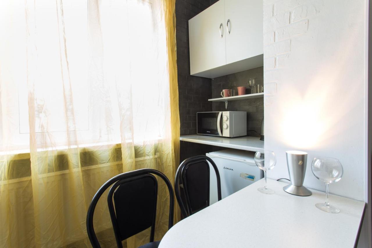 Well Located Studio - Yaroslavska Str. 21 Apartment Kharkiv Ngoại thất bức ảnh